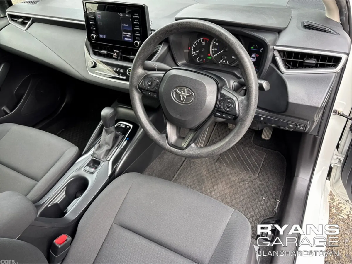 Toyota Corolla Saloon, Petrol Hybrid, 2021, White