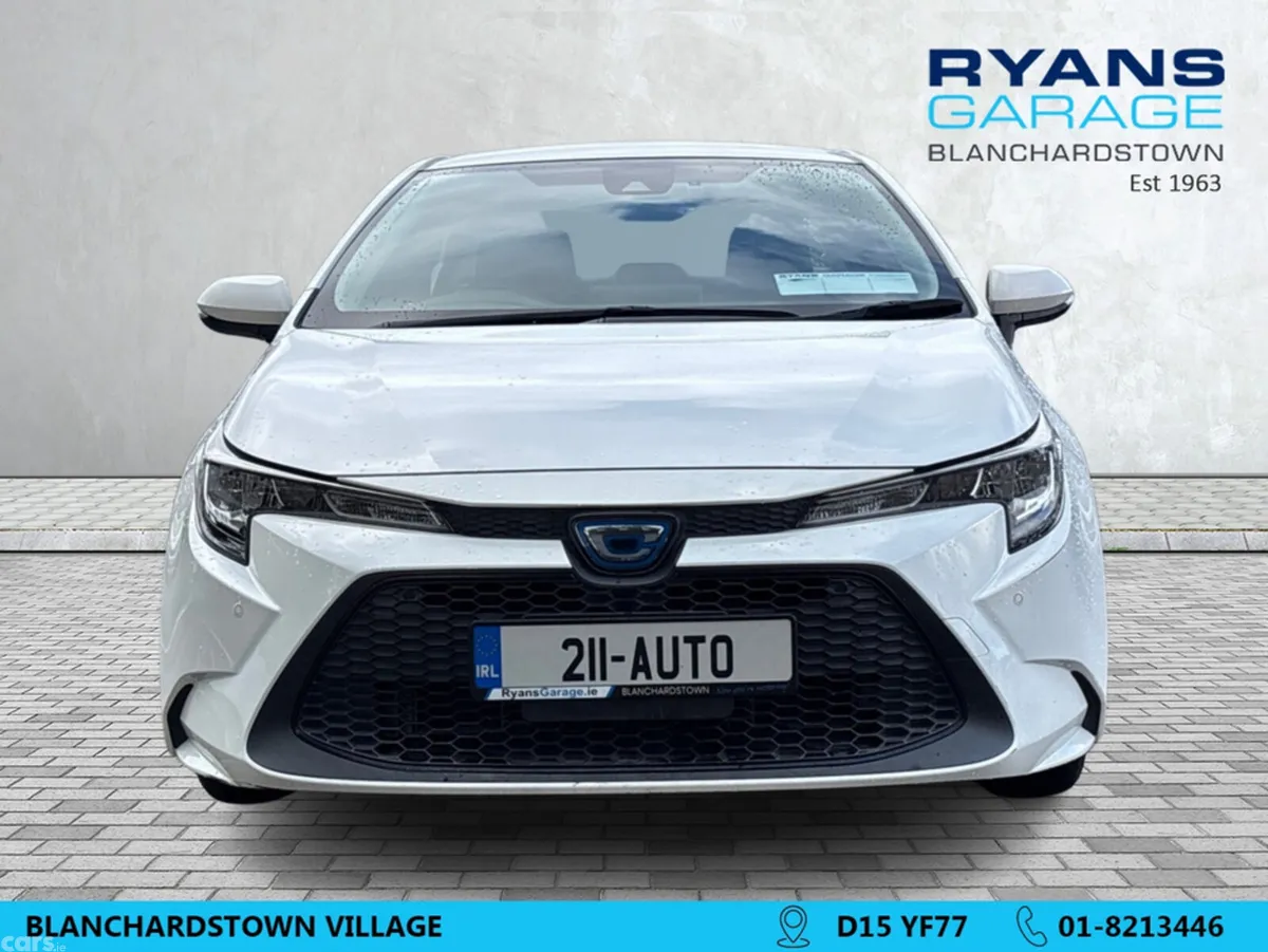 Toyota Corolla Saloon, Petrol Hybrid, 2021, White