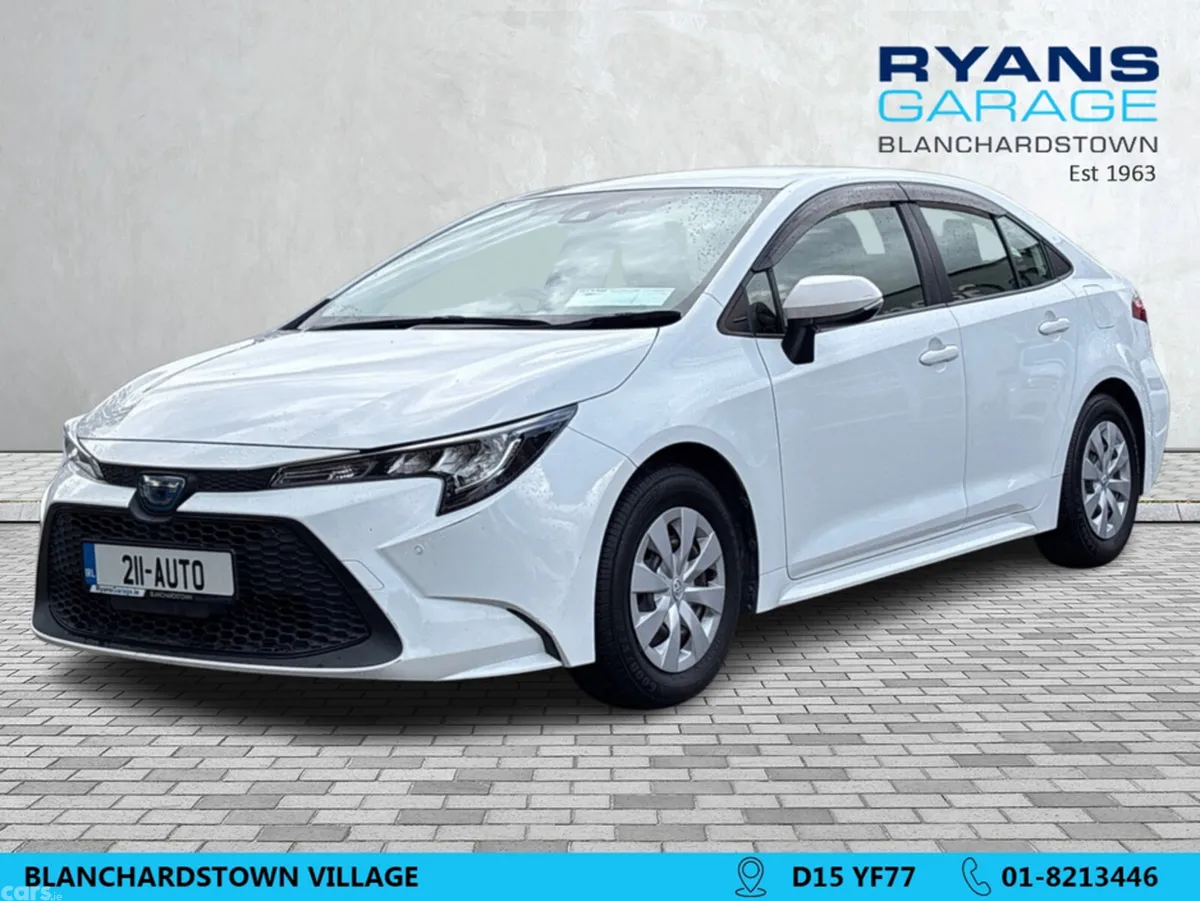 Toyota Corolla Saloon, Petrol Hybrid, 2021, White