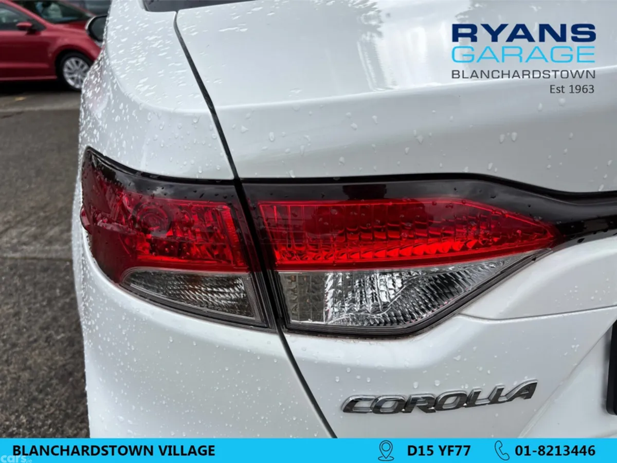 Toyota Corolla Saloon, Petrol Hybrid, 2021, White