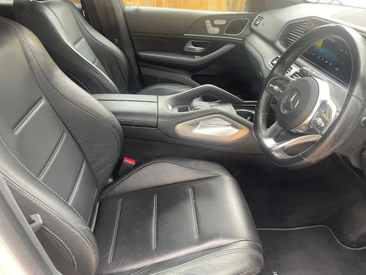 Mercedes-Benz GLE SUV, Diesel Plug-in Hybrid, 2022, White