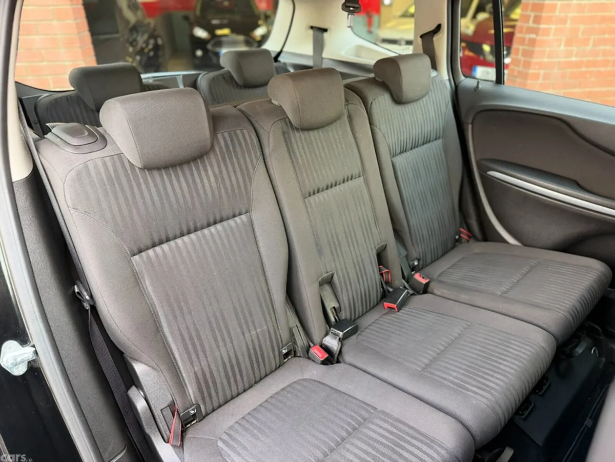 Opel Zafira MPV, Diesel, 2018, Black