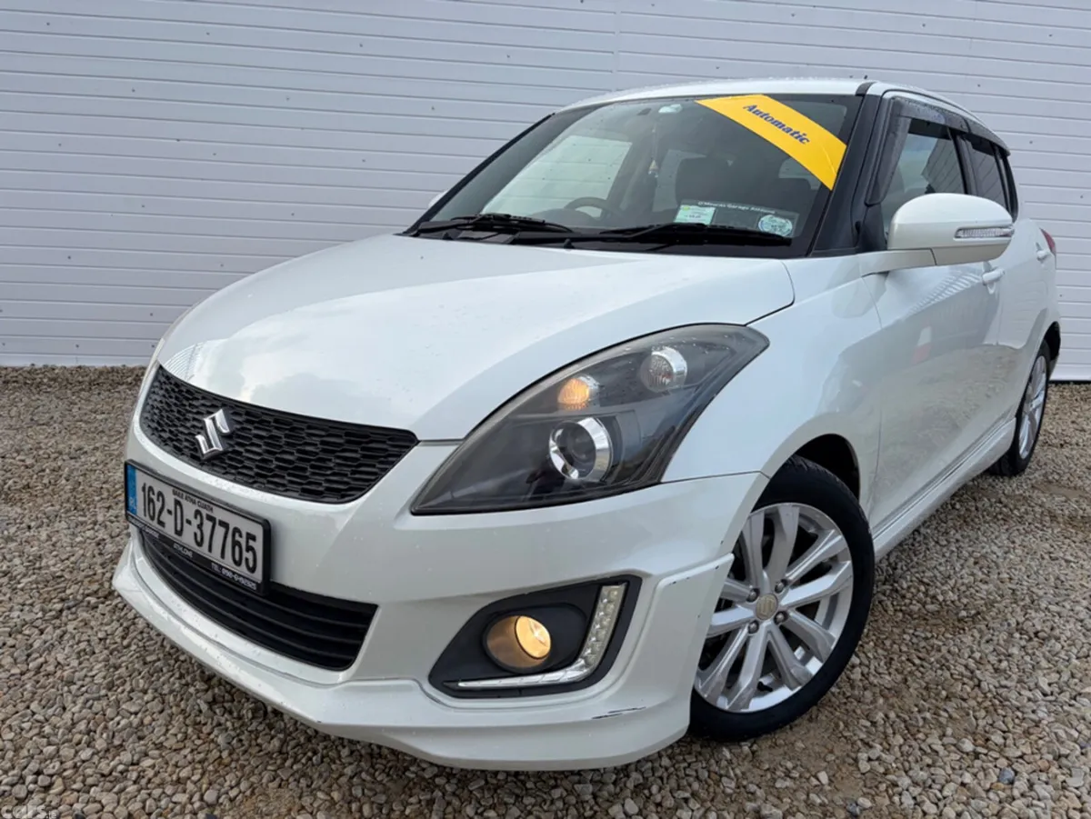 Suzuki Swift Hatchback, Petrol, 2016, White