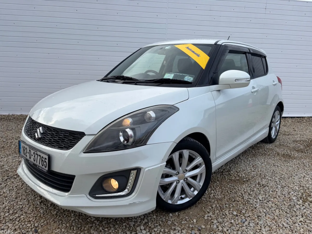 Suzuki Swift Hatchback, Petrol, 2016, White