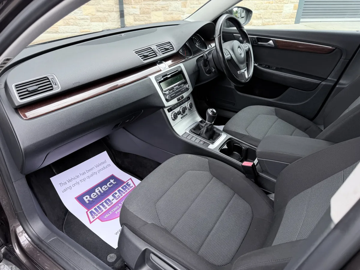 Volkswagen Passat Saloon, Diesel, 2014, Brown