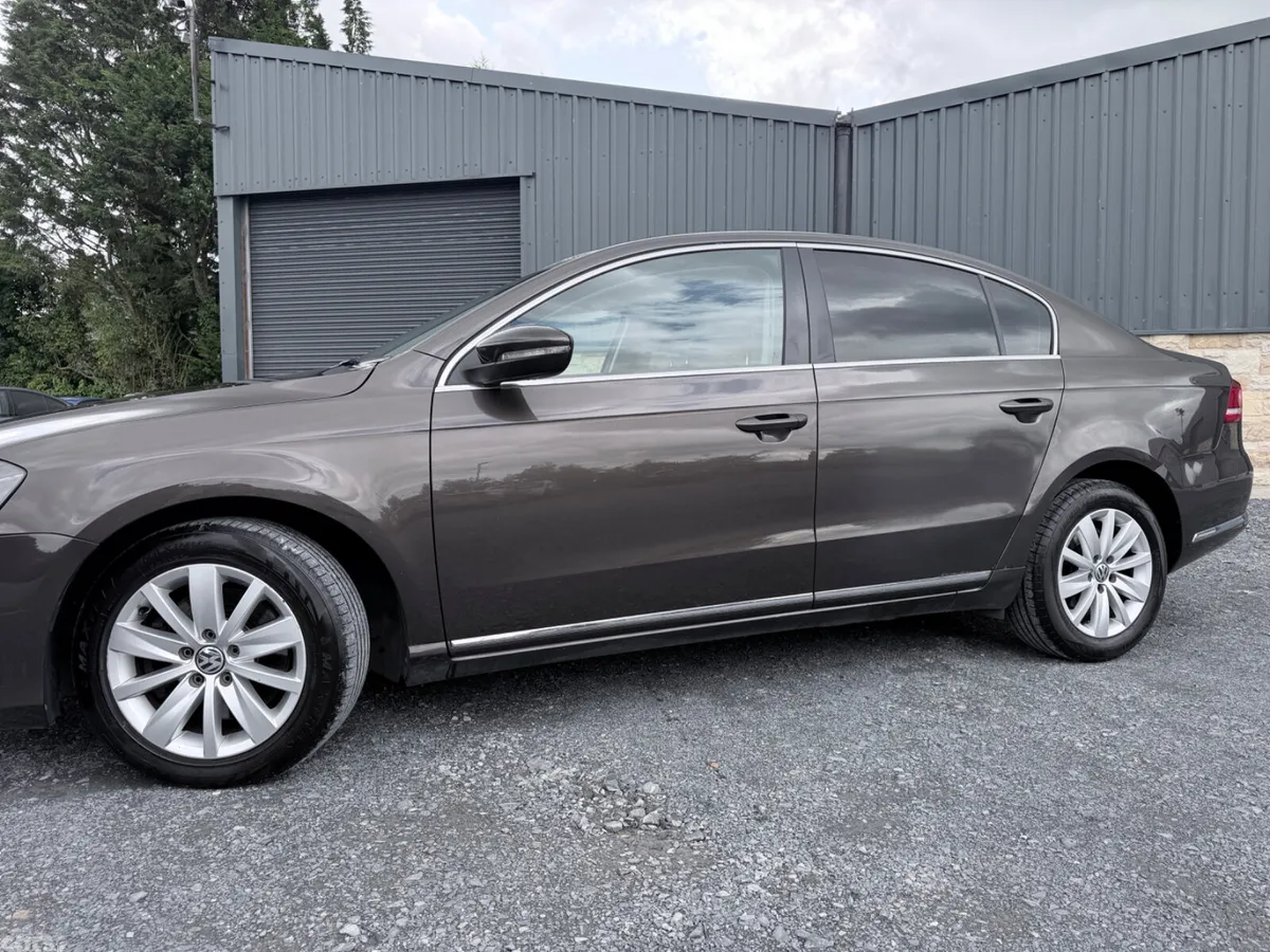 Volkswagen Passat Saloon, Diesel, 2014, Brown