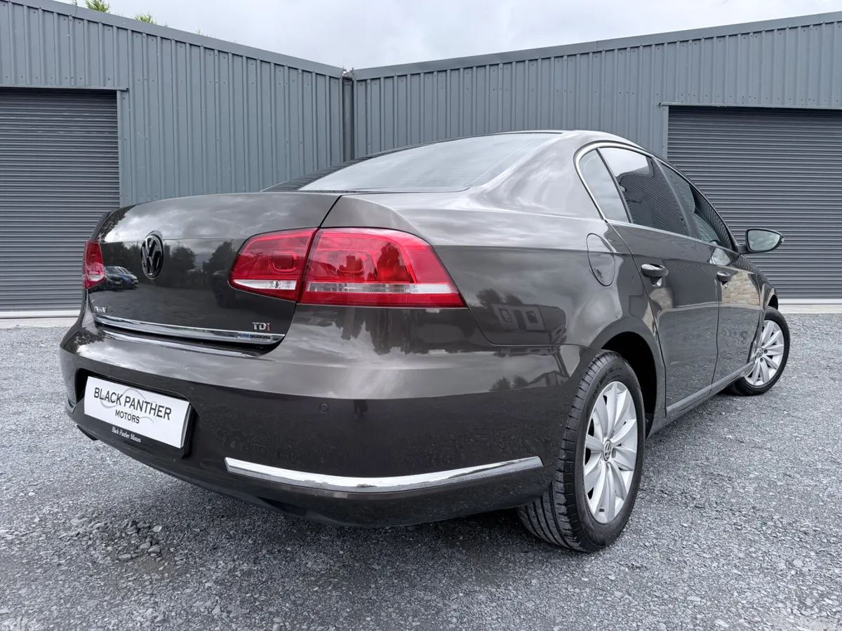 Volkswagen Passat Saloon, Diesel, 2014, Brown