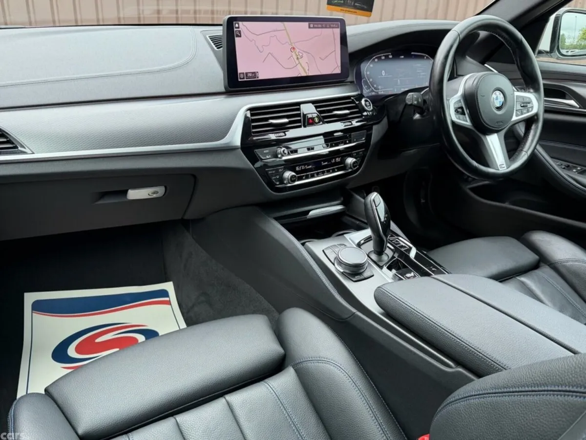 BMW 5-Series Estate, Diesel Hybrid, 2022, White