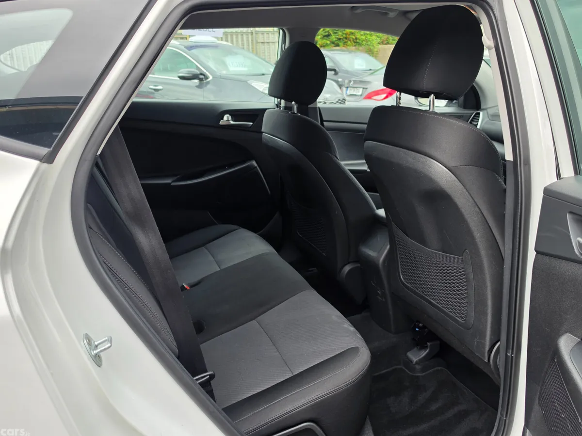 Hyundai Tucson SUV, Diesel, 2019, White