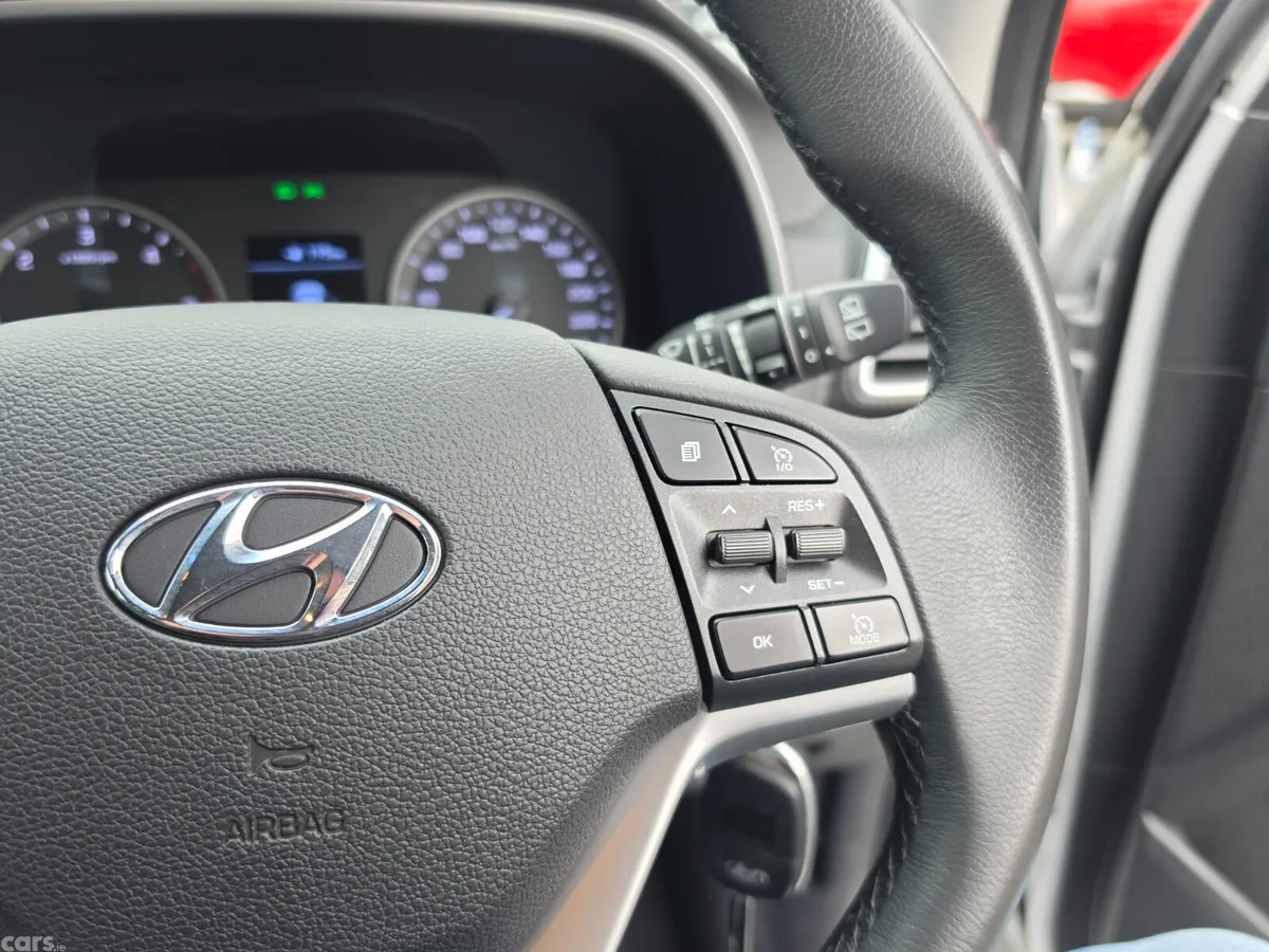 Hyundai Tucson SUV, Diesel, 2019, White