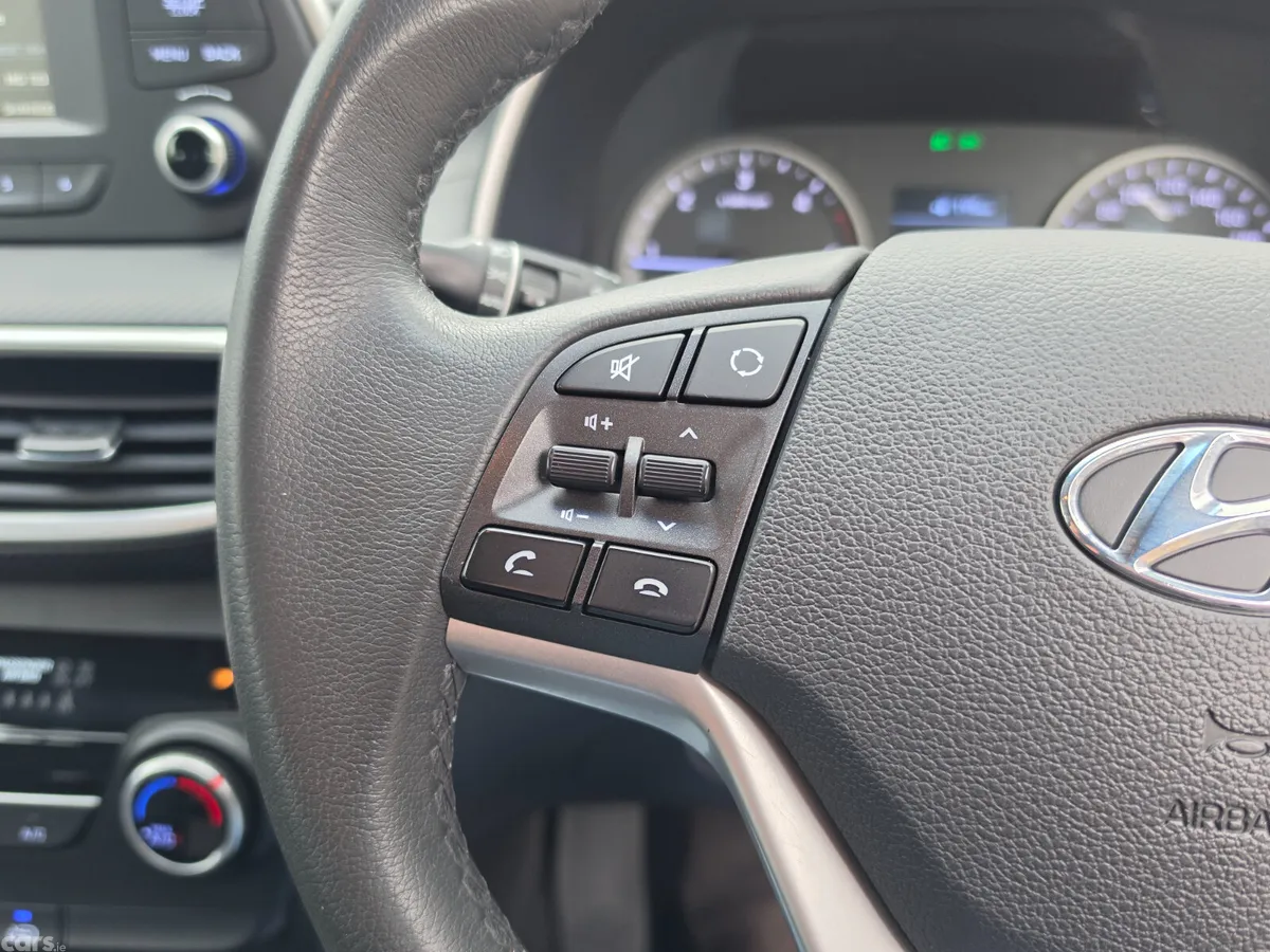 Hyundai Tucson SUV, Diesel, 2019, White