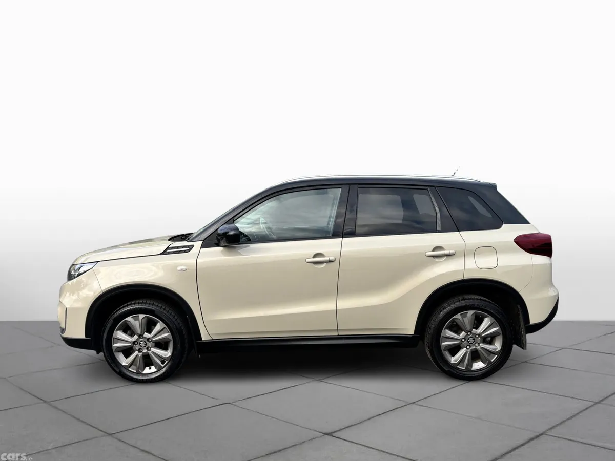 Suzuki Vitara SUV, Petrol, 2022, White
