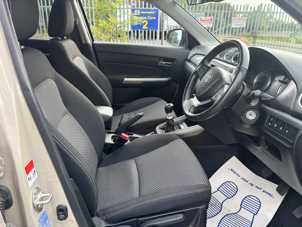 Suzuki Vitara SUV, Petrol, 2022, White