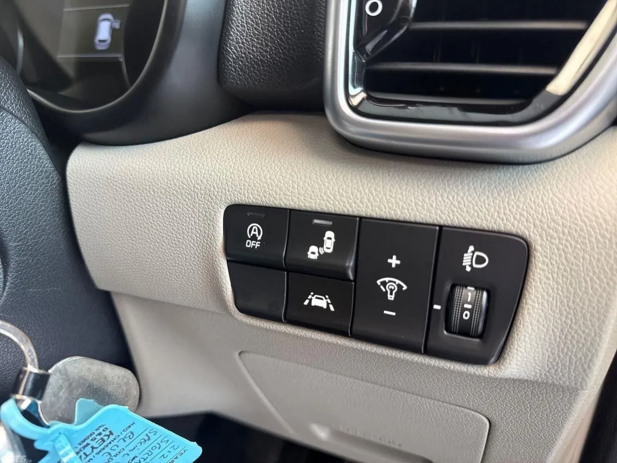 Kia Sportage SUV, Diesel Hybrid, 2021, Blue