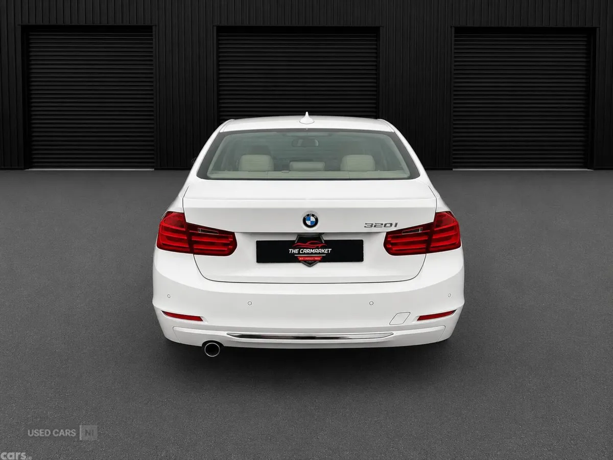 BMW 3-Series , Petrol, 2013, White