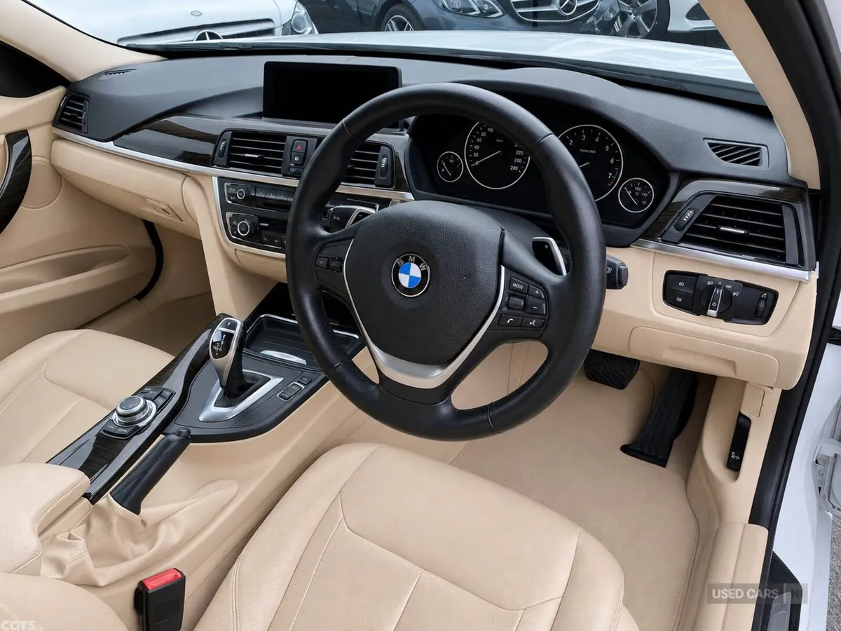 BMW 3-Series , Petrol, 2013, White