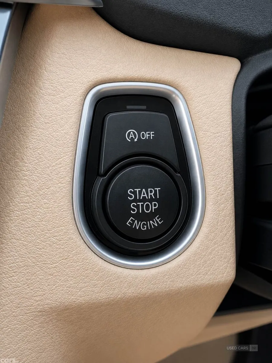 BMW 3-Series , Petrol, 2013, White