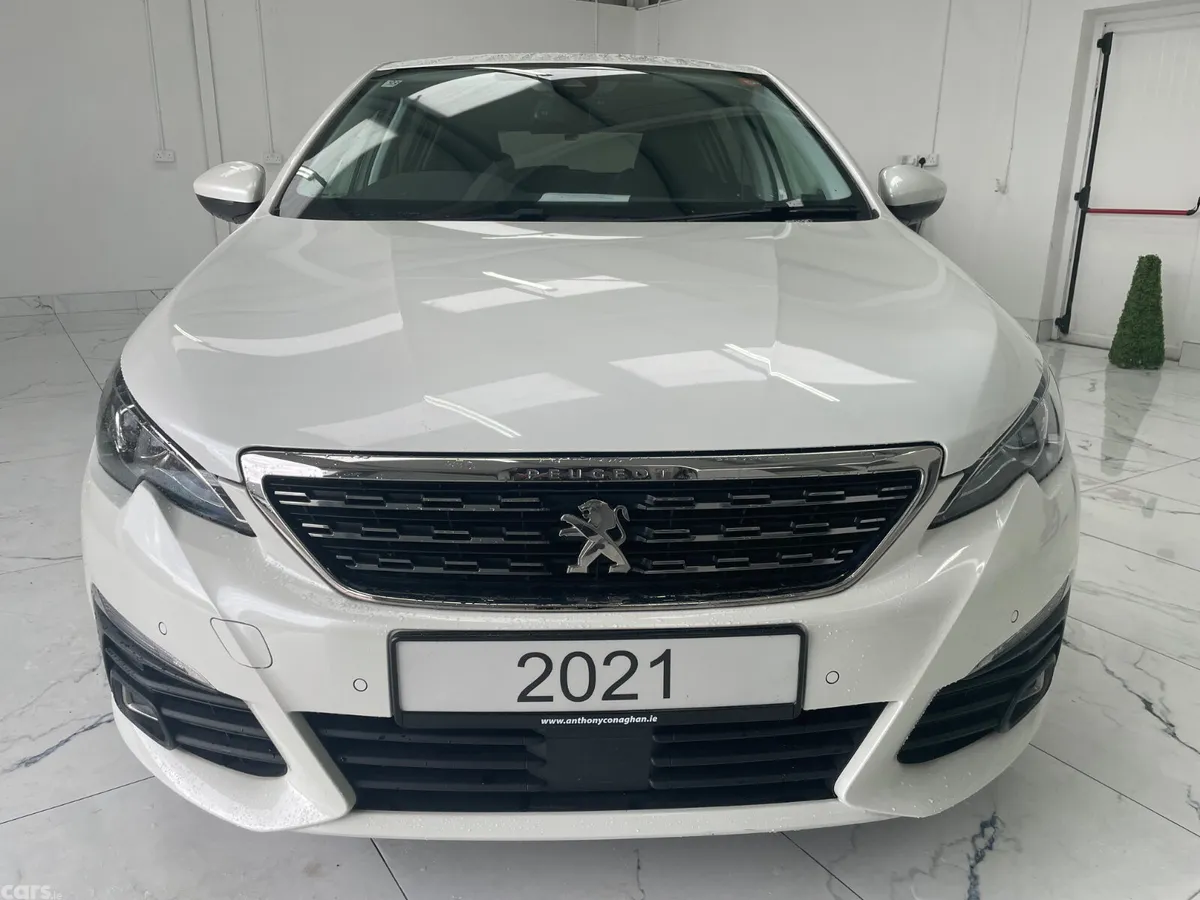 Peugeot 308 Hatchback, Diesel, 2021, White