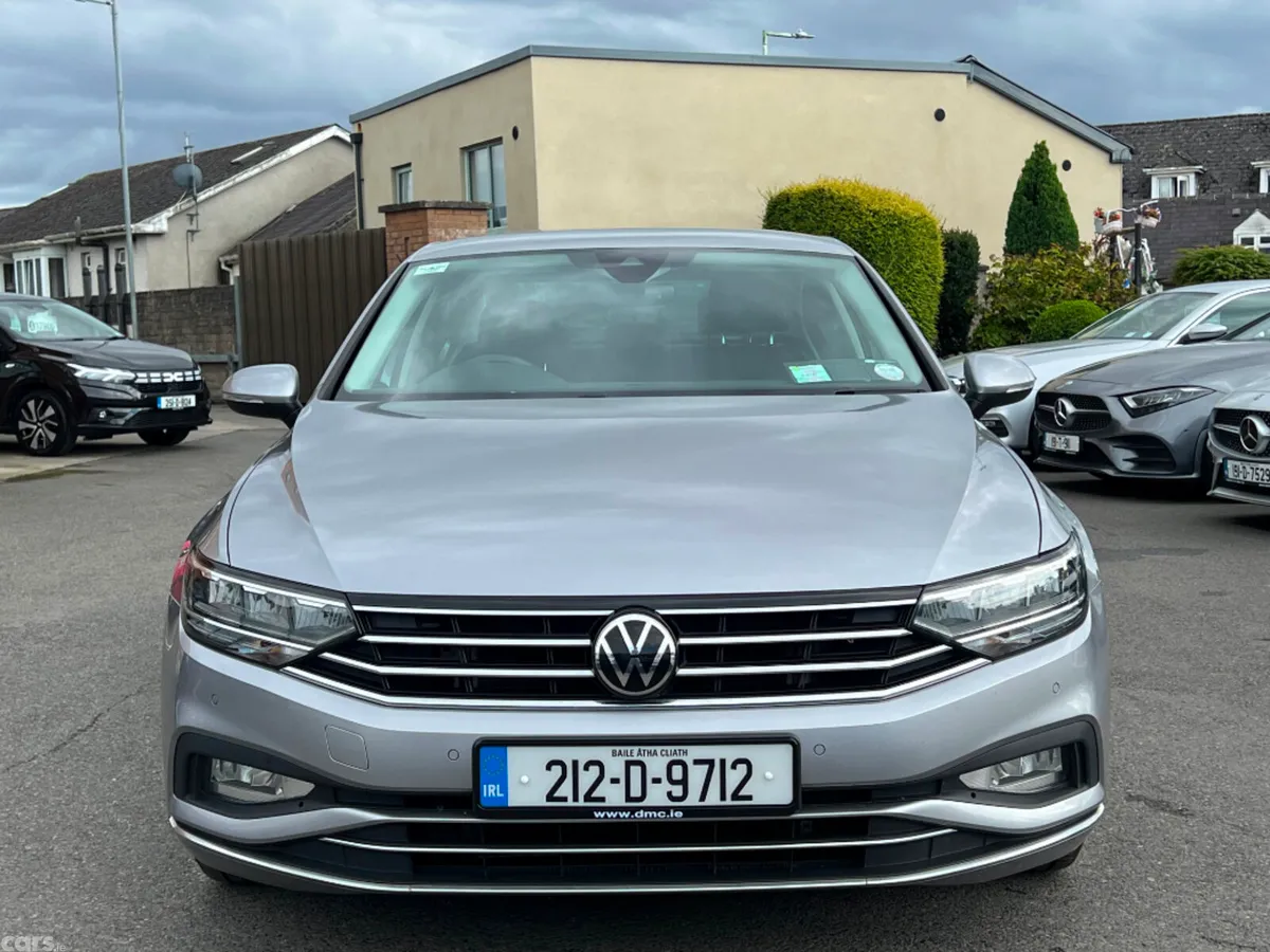 Volkswagen Passat Saloon, Diesel, 2021, Grey