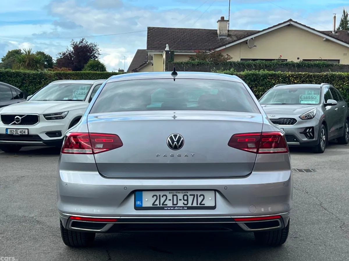 Volkswagen Passat Saloon, Diesel, 2021, Grey