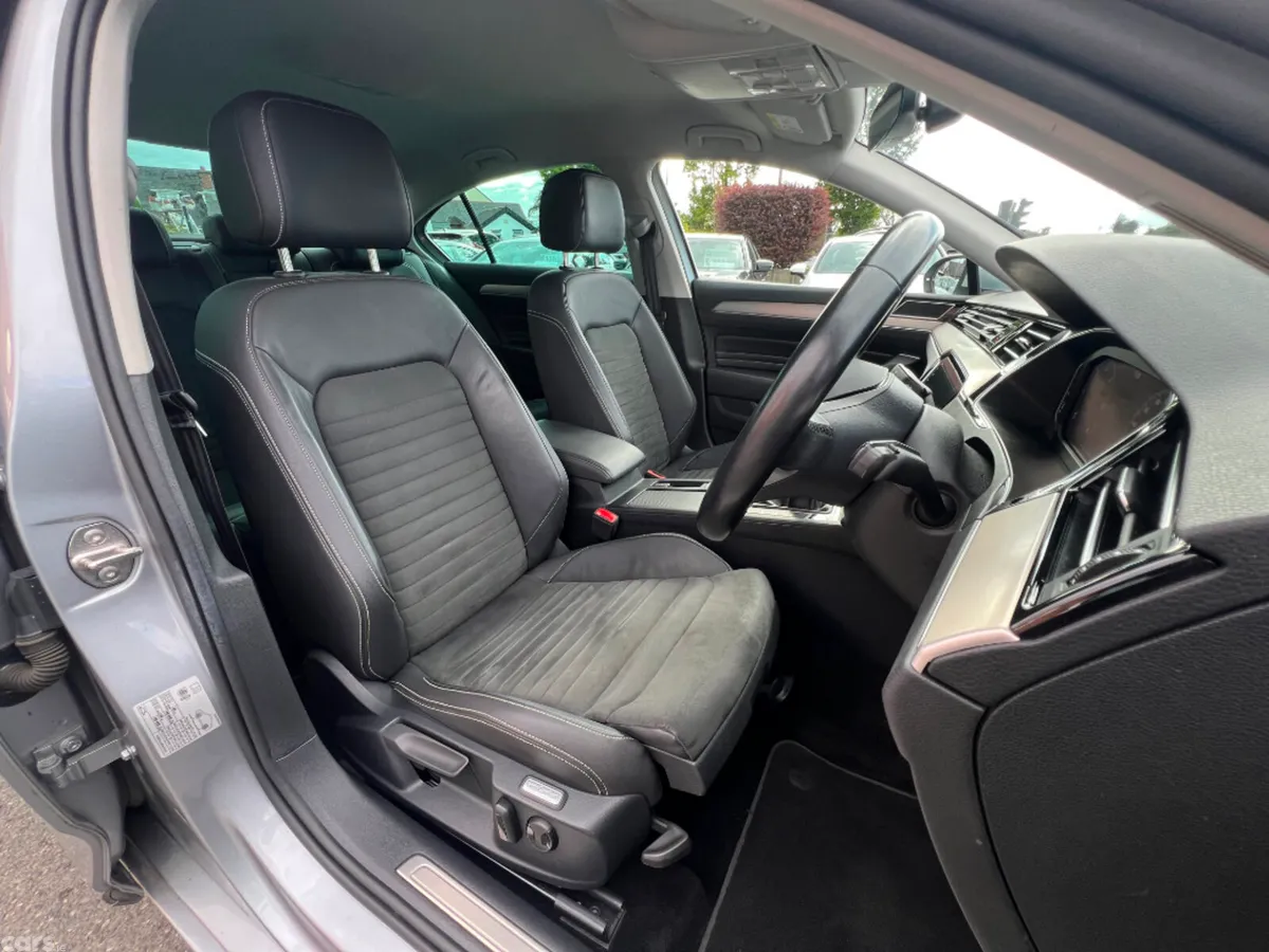 Volkswagen Passat Saloon, Diesel, 2021, Grey