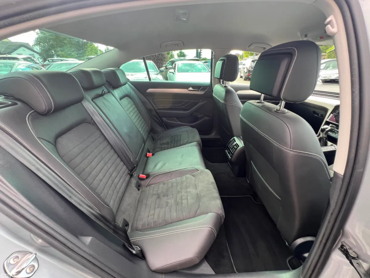 Volkswagen Passat Saloon, Diesel, 2021, Grey