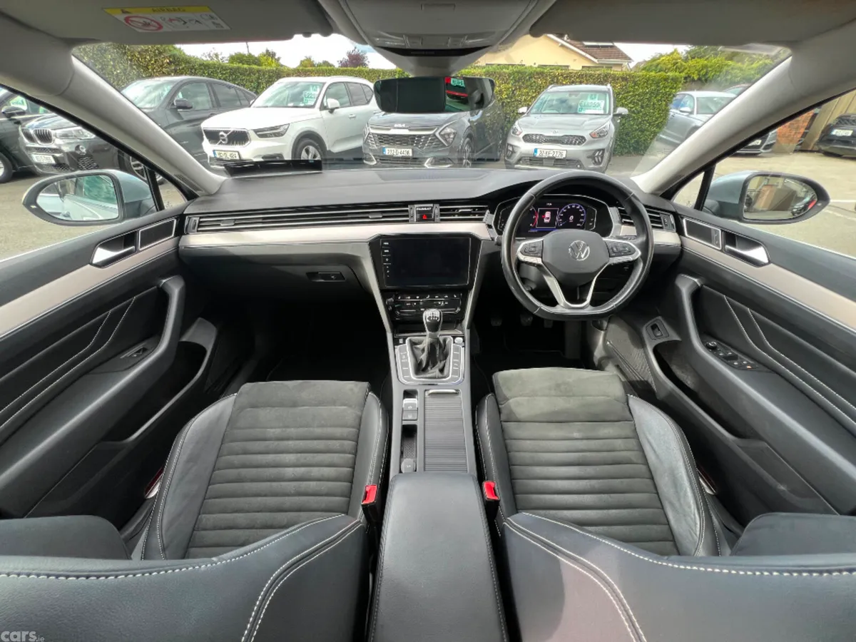 Volkswagen Passat Saloon, Diesel, 2021, Grey