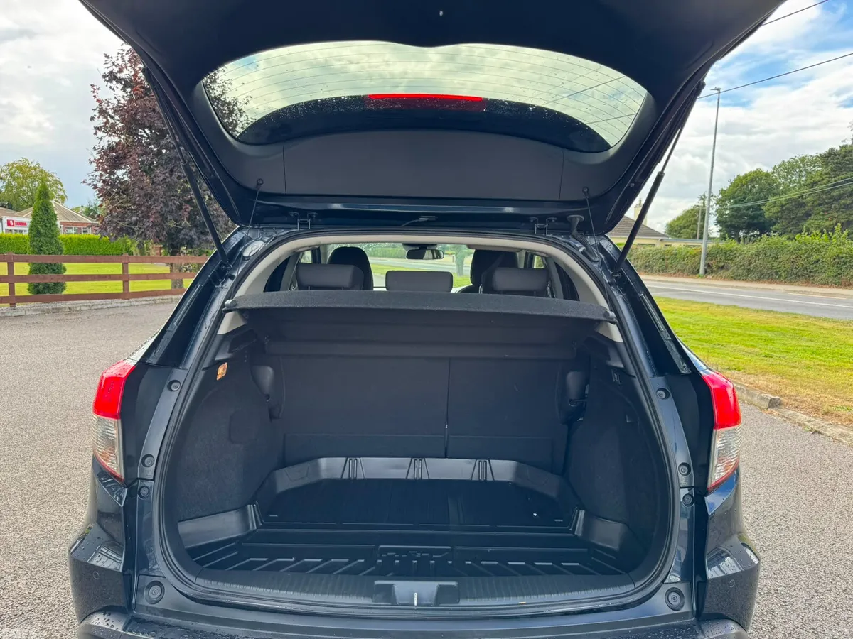 Honda HR-V SUV, Petrol, 2021, Blue