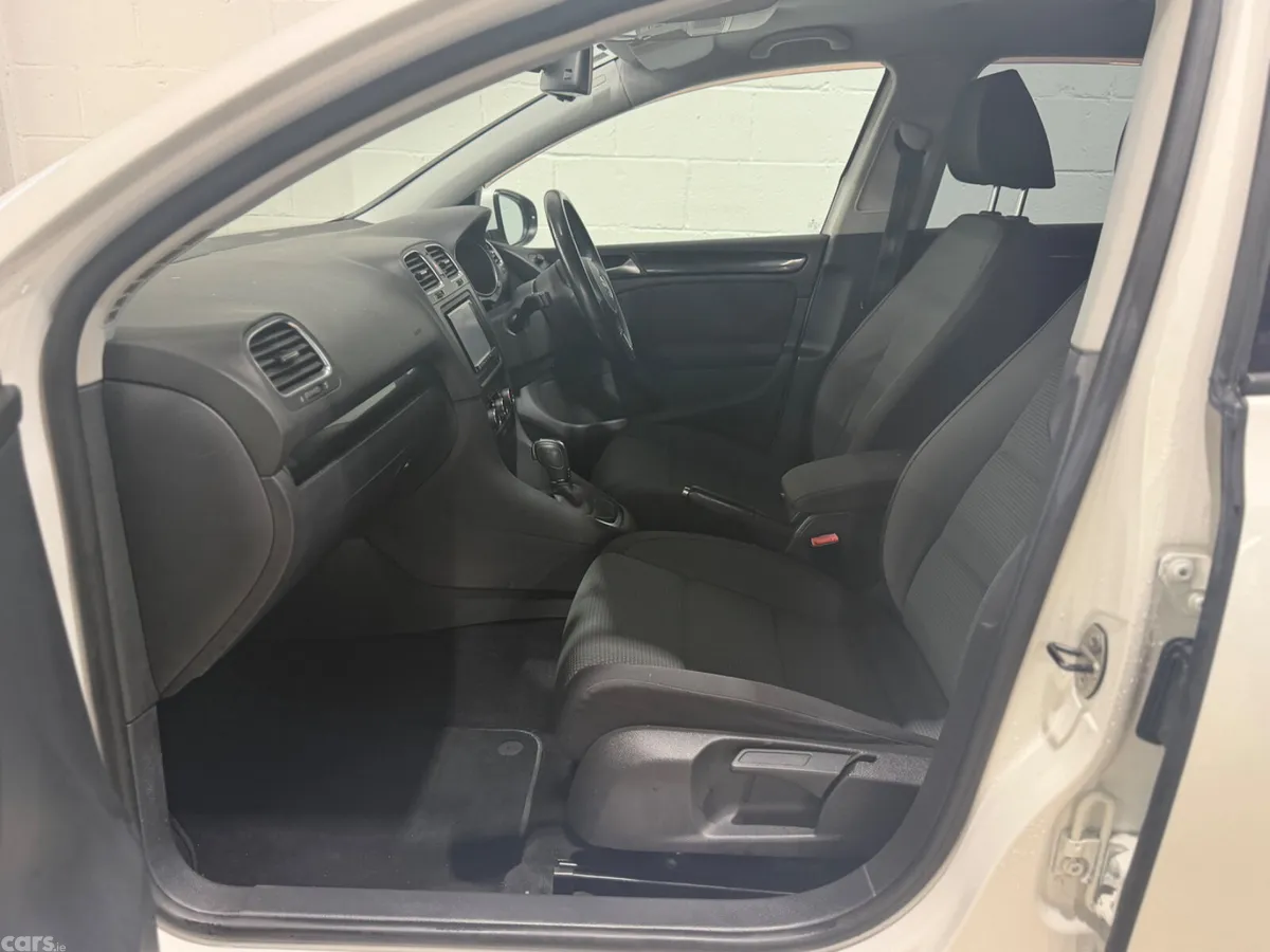 Volkswagen Golf Hatchback, Petrol, 2012, White