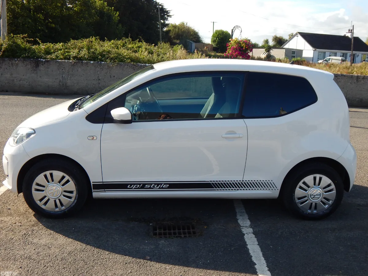 Volkswagen up! Hatchback, Petrol, 2016, White