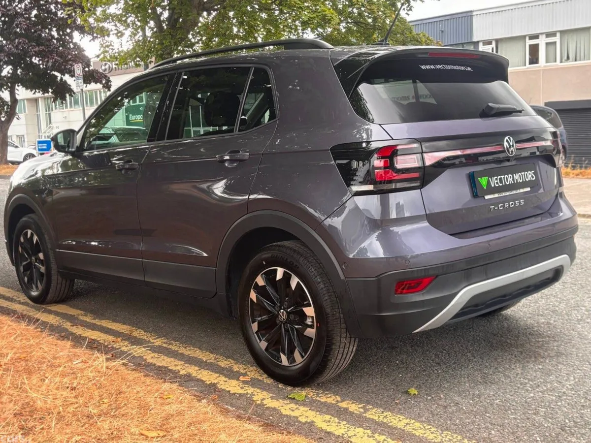 Volkswagen T-Cross SUV, Petrol, 2023, Blue
