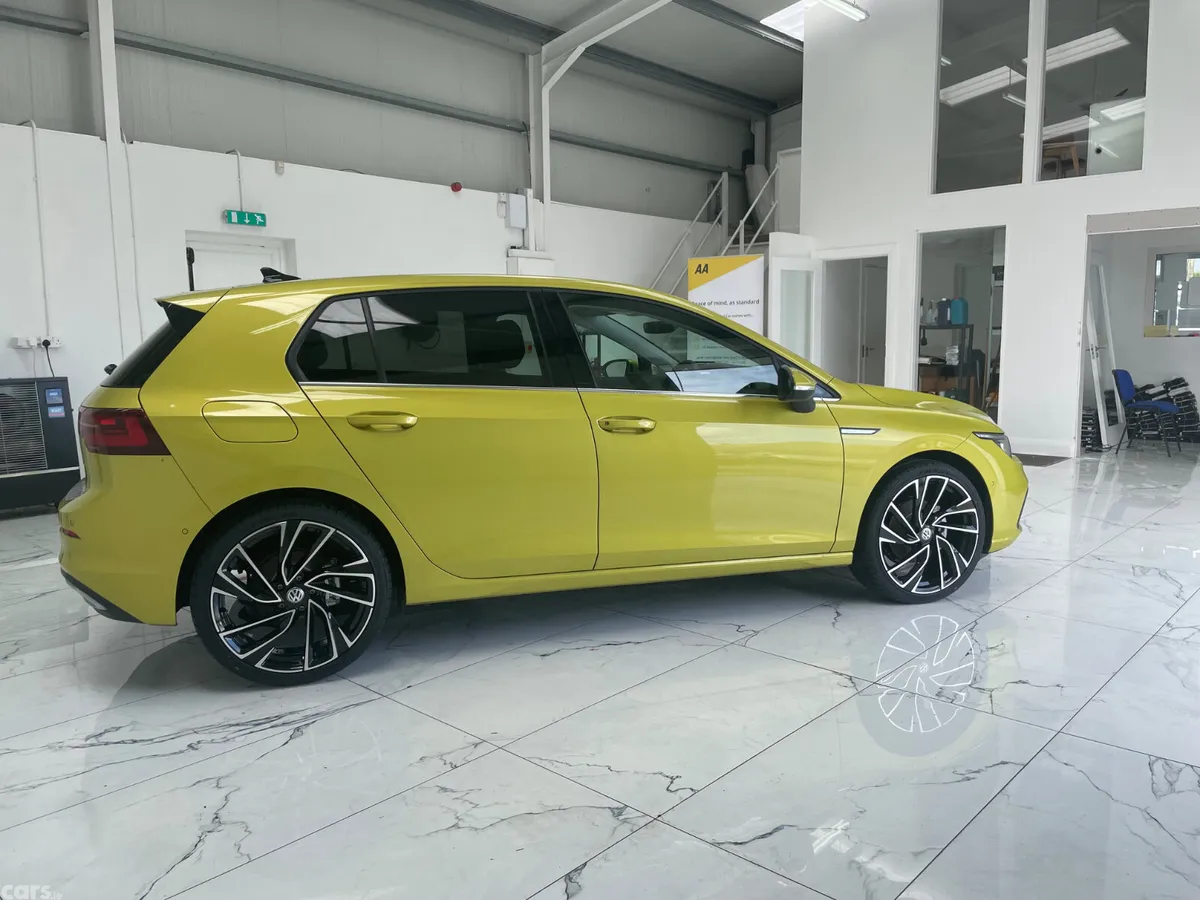Volkswagen Golf Hatchback, Petrol, 2021, Yellow