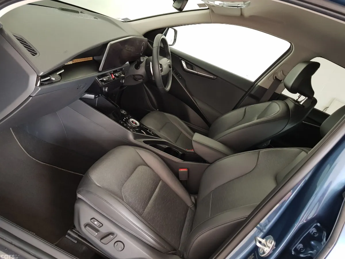 Kia Niro MPV, Petrol Plug-in Hybrid, 2024, Blue