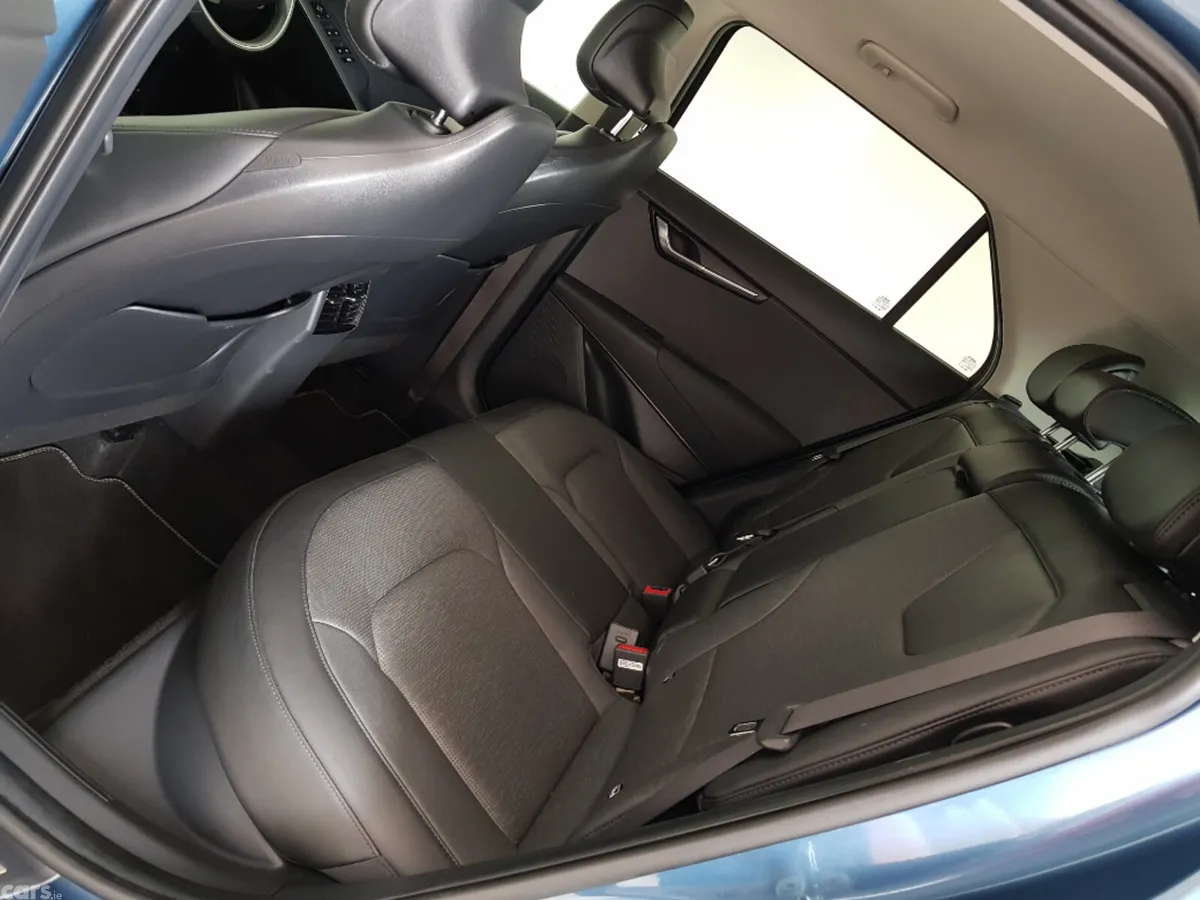 Kia Niro MPV, Petrol Plug-in Hybrid, 2024, Blue