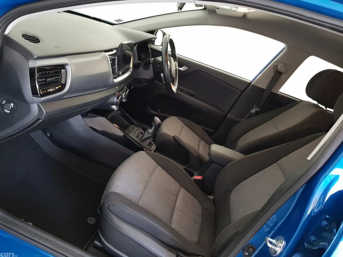Kia Stonic Estate, Petrol, 2022, Blue