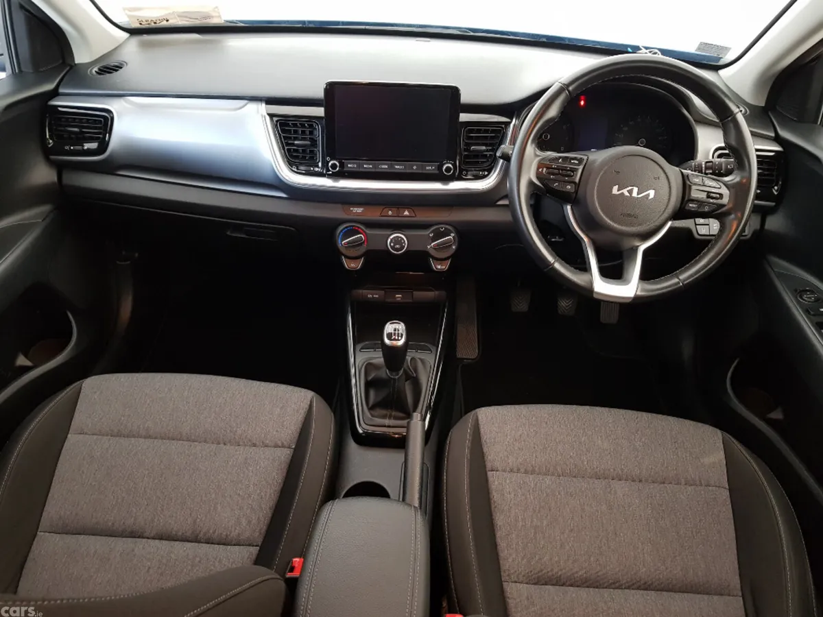 Kia Stonic Estate, Petrol, 2022, Blue