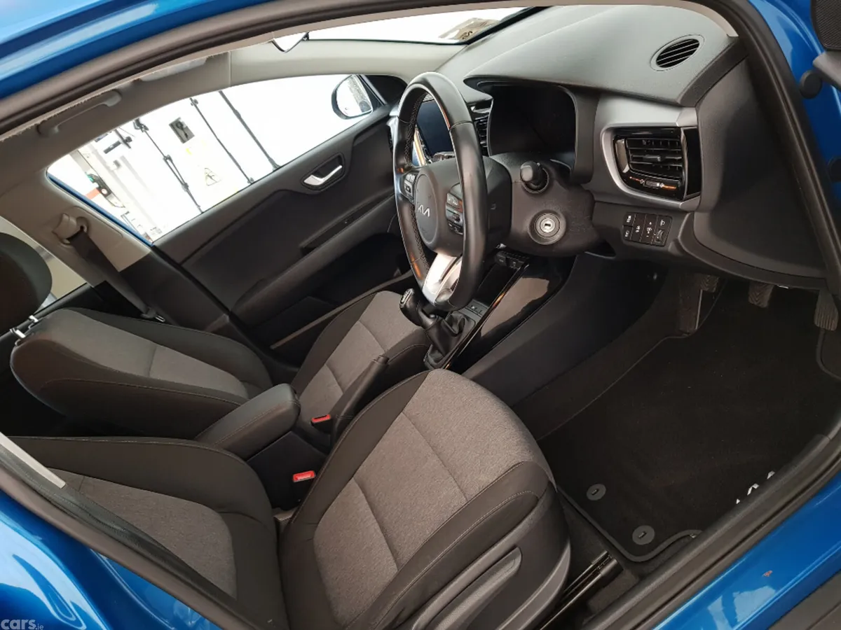 Kia Stonic Estate, Petrol, 2022, Blue
