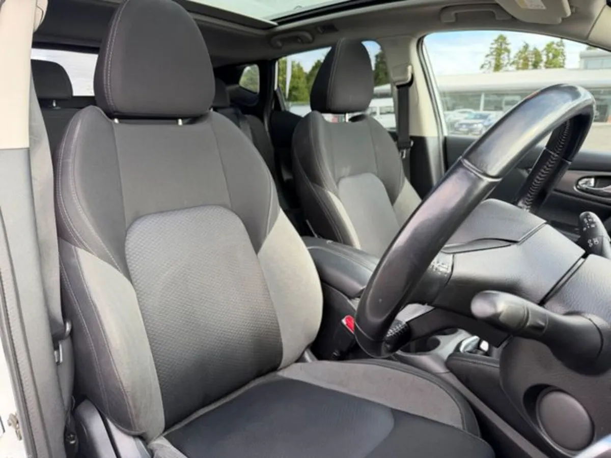 Nissan Qashqai SUV, Diesel, 2019, White