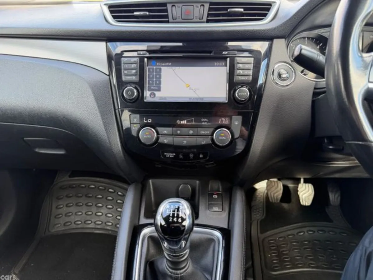 Nissan Qashqai SUV, Diesel, 2019, White
