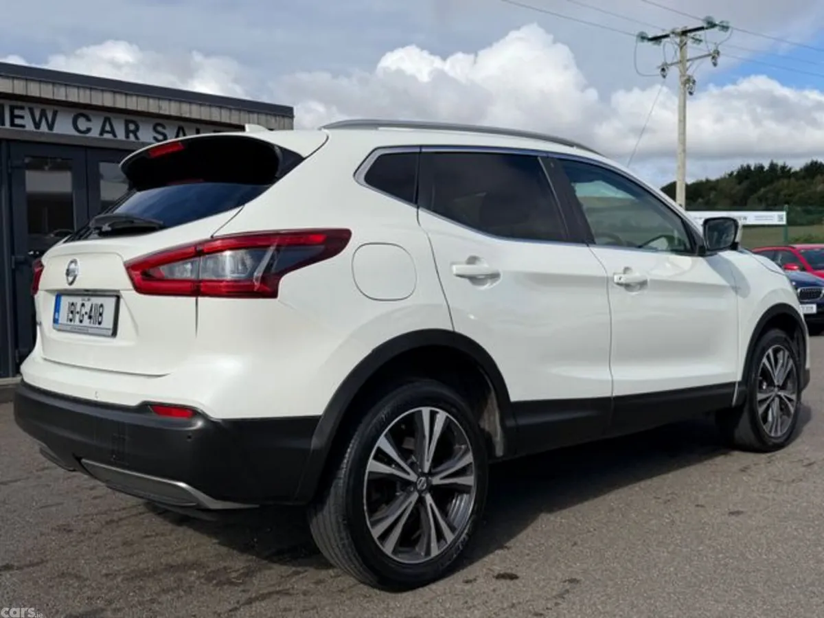 Nissan Qashqai SUV, Diesel, 2019, White