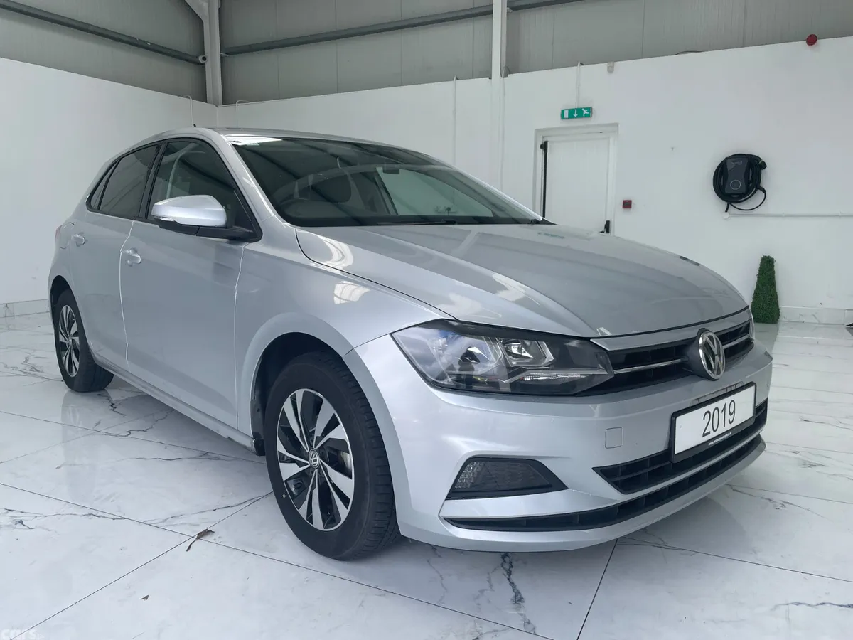 Volkswagen Polo Hatchback, Petrol, 2021, Silver