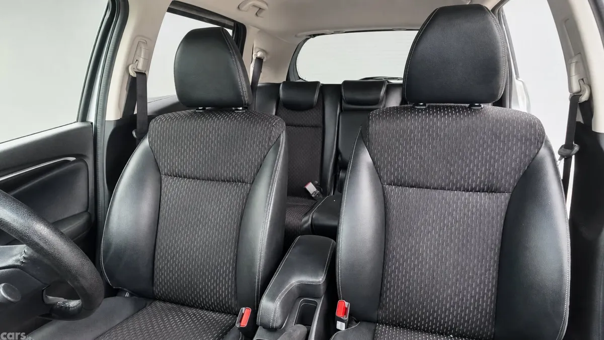 Honda Fit Hatchback, Petrol Hybrid, 2016, Silver
