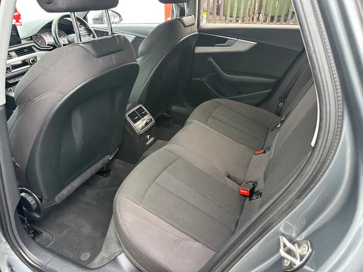 Audi A4 Estate, Diesel, 2016, Grey