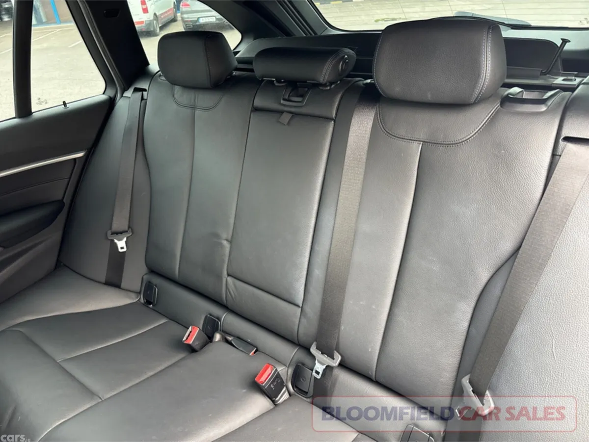 BMW 3-Series Estate, Diesel, 2019, White