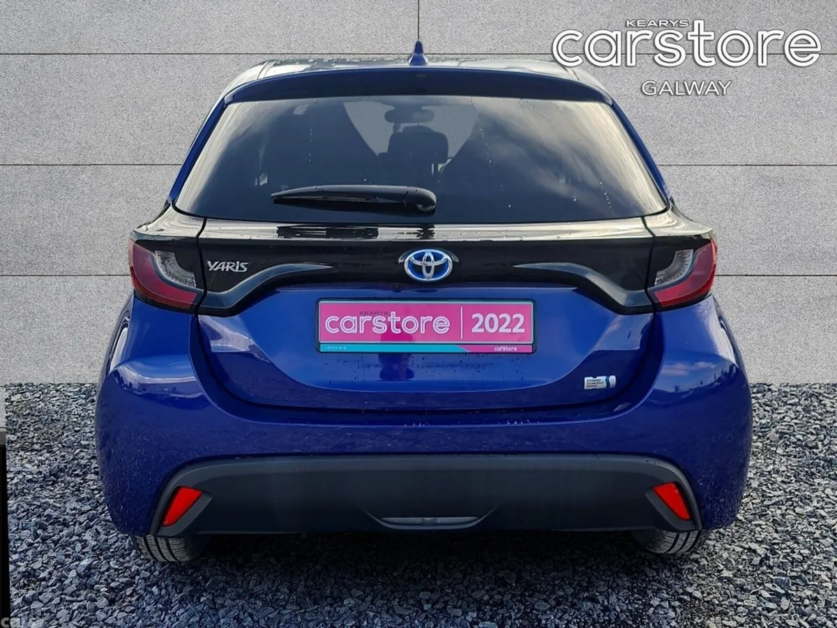 Toyota Yaris Hatchback, Petrol Hybrid, 2022, Blue
