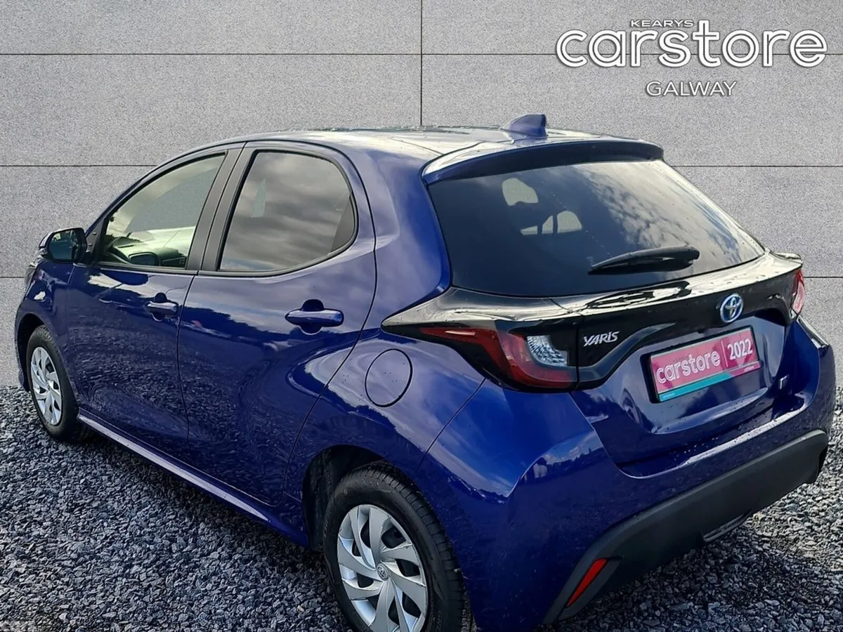 Toyota Yaris Hatchback, Petrol Hybrid, 2022, Blue
