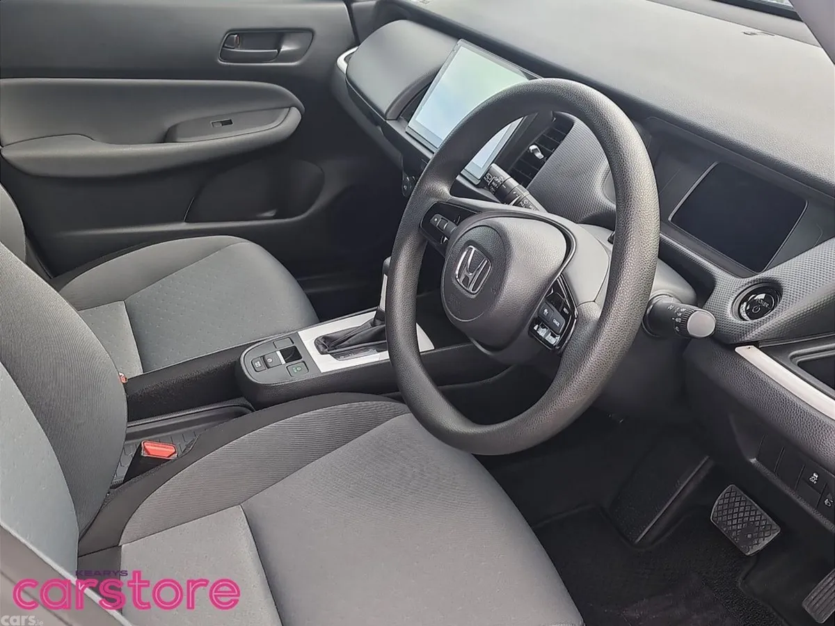 Honda Fit Hatchback, Petrol Hybrid, 2023, Silver