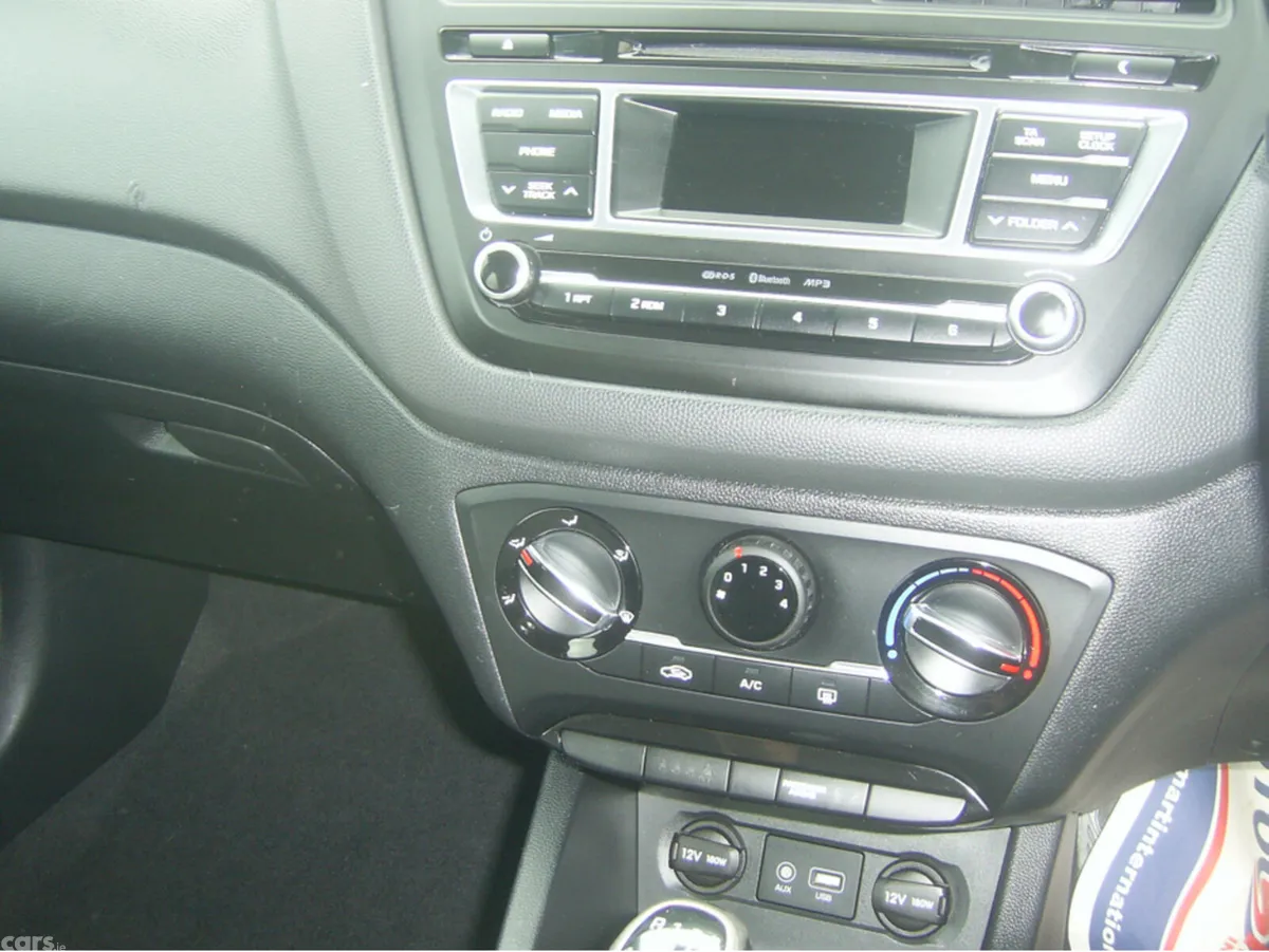 Hyundai i20 Hatchback, Diesel, 2015, Blue