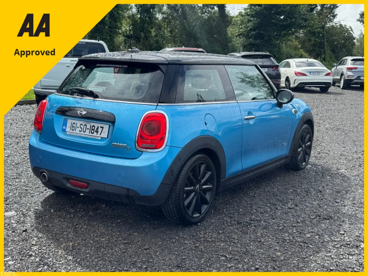 Mini Cooper Hatchback, Diesel, 2016, Blue