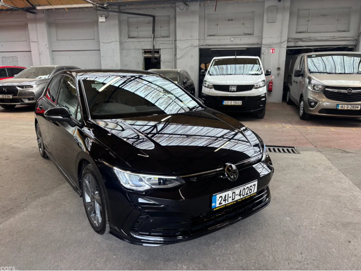 Volkswagen Golf Estate, Petrol, 2024, Black